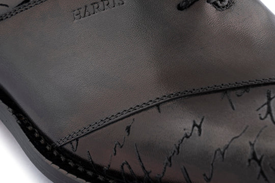 Französisches Leder mit Signaturdetails