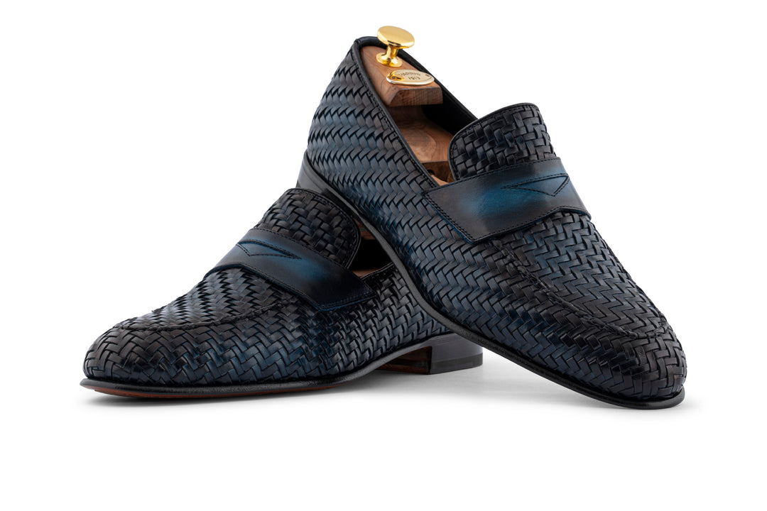 Mocassino in pelle intrecciata dipinto a mano