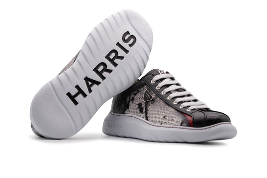 Schwarzer feiner Leder -Sneaker