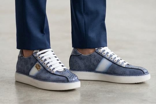 Sneakers in printed suede and python details