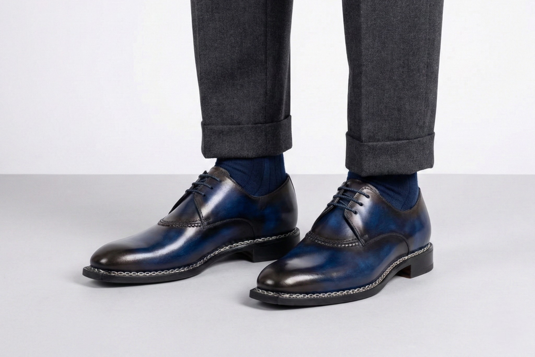 Derby handbemalt mit norwegischer Handwerkskunst