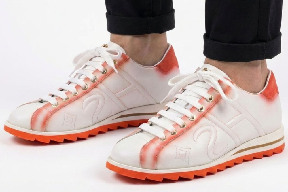 Sneaker in shaded leather and suede