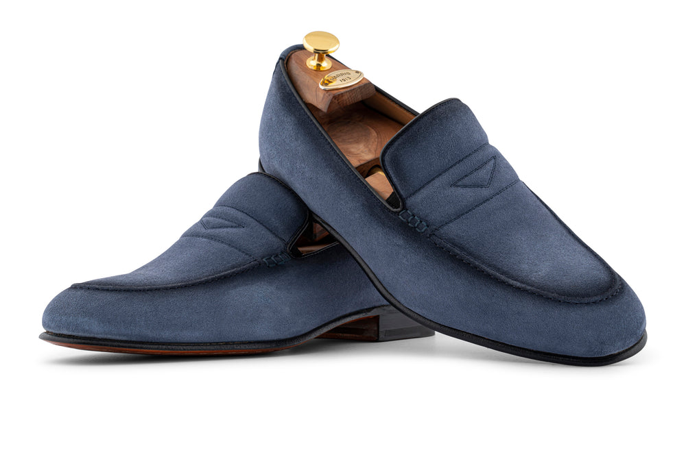 Mocassino in suede con passante imbottito