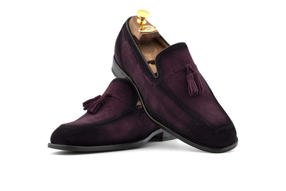 Mocassino con pon pon in pelle scamosciata sfumata a mano