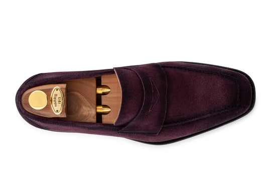 Von Hand gefärbter Mokassin aus Wildleder