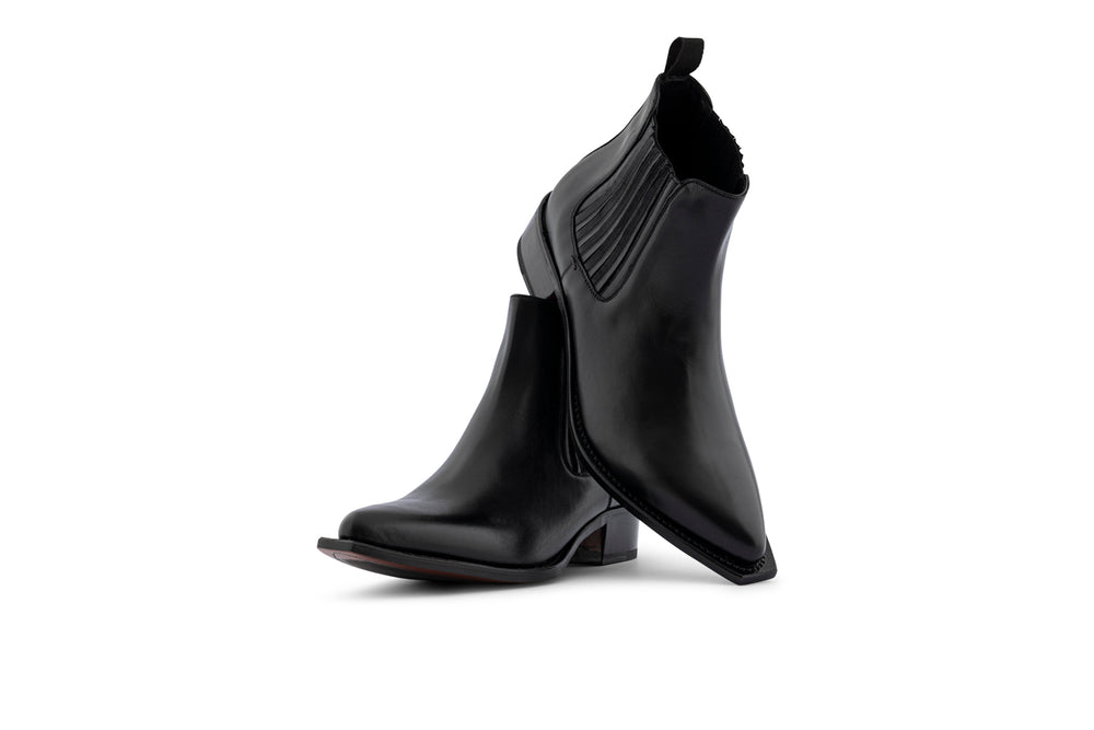 Botín tejano de piel con elástico