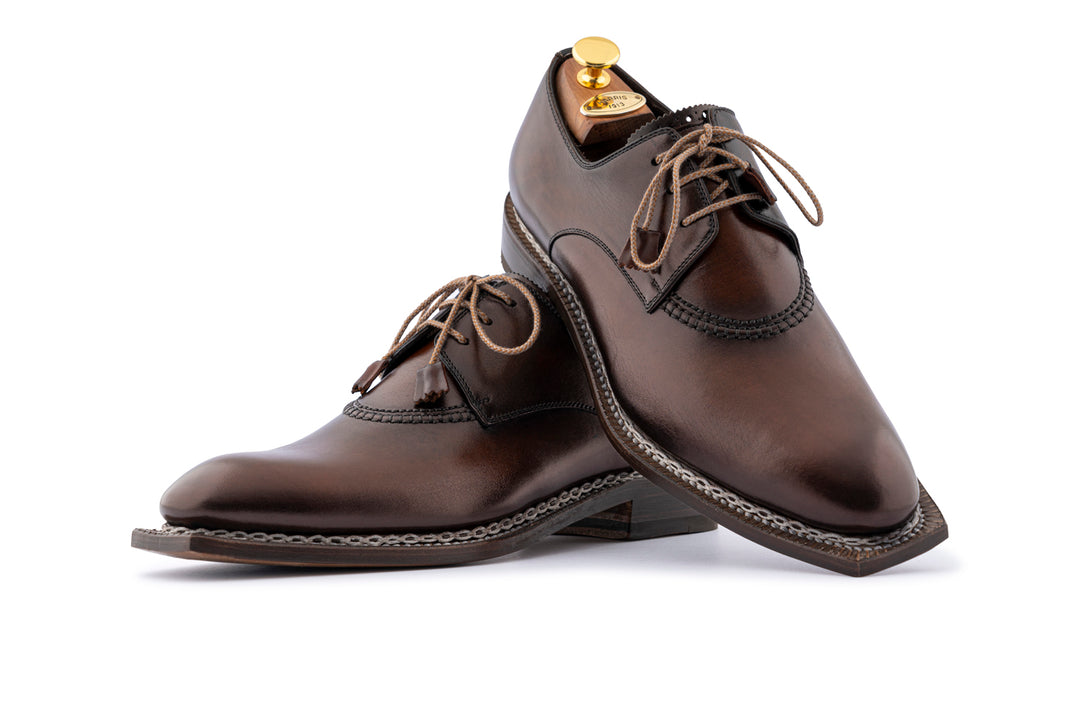 Derby handbemalt mit norwegischer Handwerkskunst