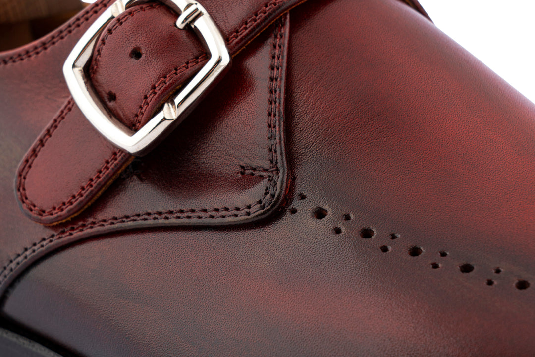 Boucle unique peinte à la main