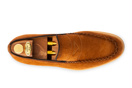 Mocassino in camoscio con cucitura a mano