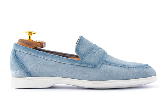Suede moccasin and rubber sole