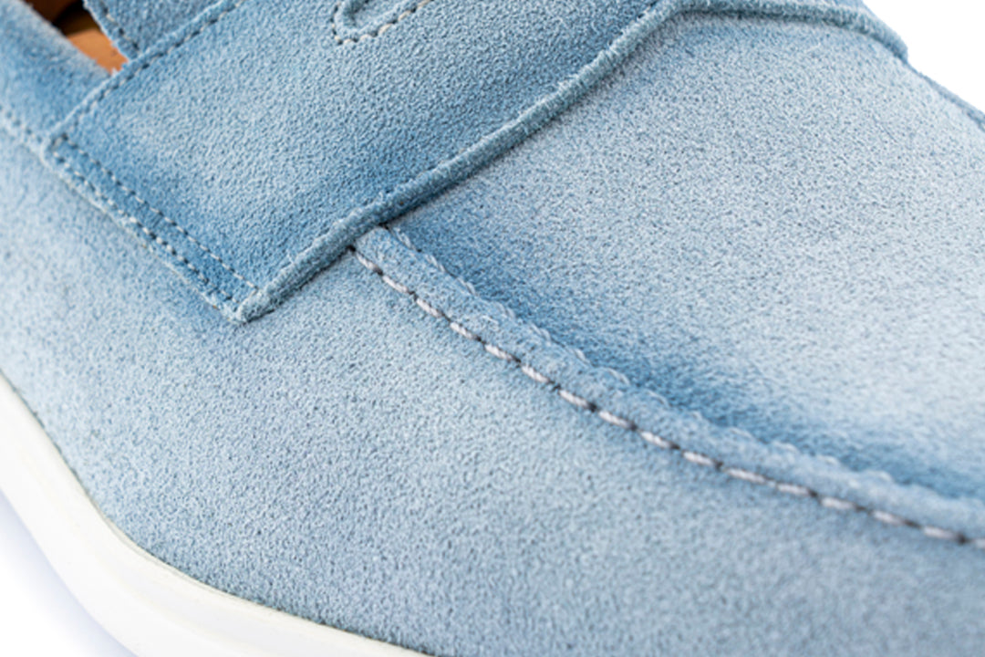 Suede moccasin and rubber sole