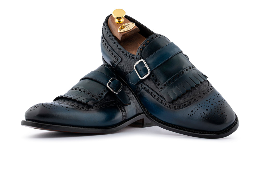 Mocassino con fibbia dipinto a mano