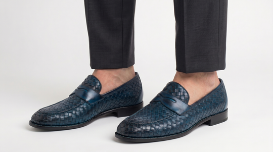 Mocassino in pelle intrecciata dipinto a mano
