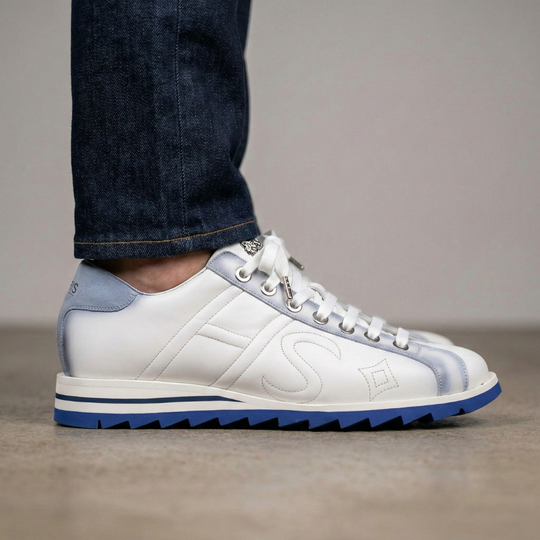 Sneaker in shaded leather and suede