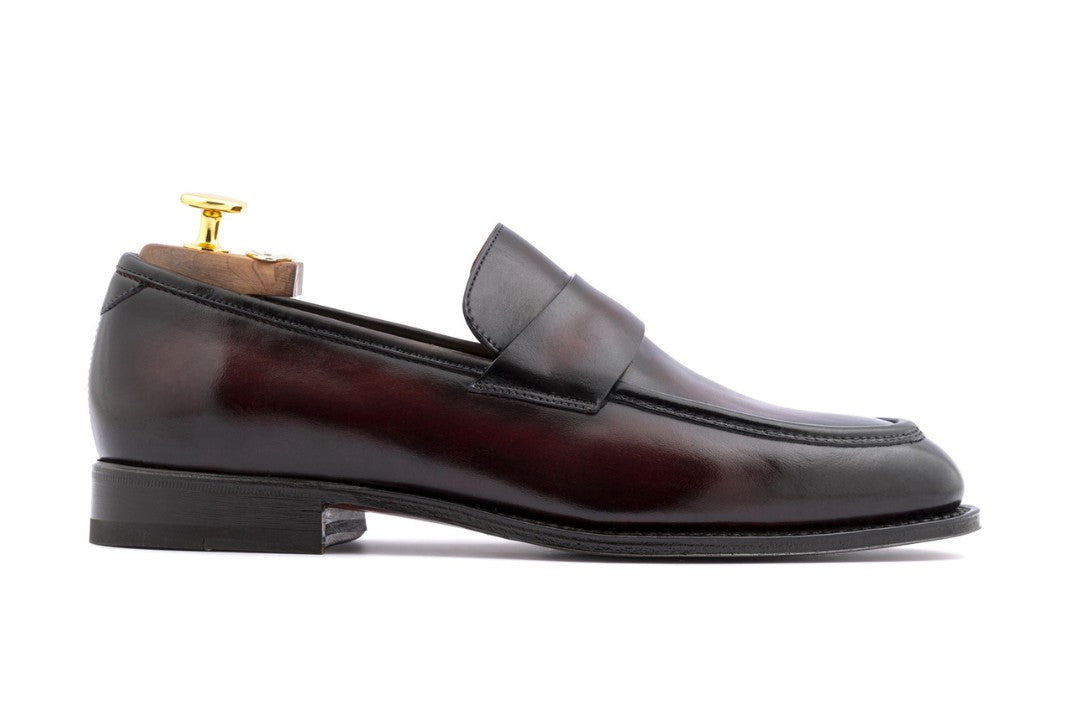 Hand-painted leather loafer