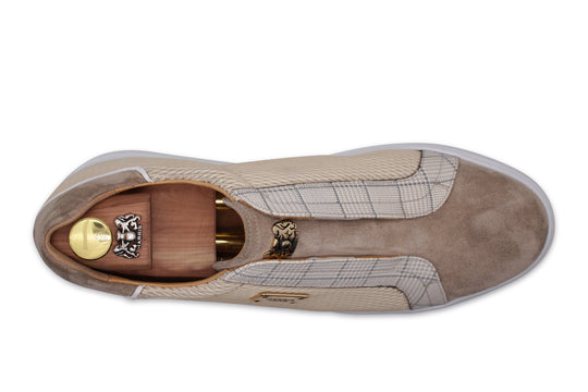 Sneakers slipon effetto traforato e suede