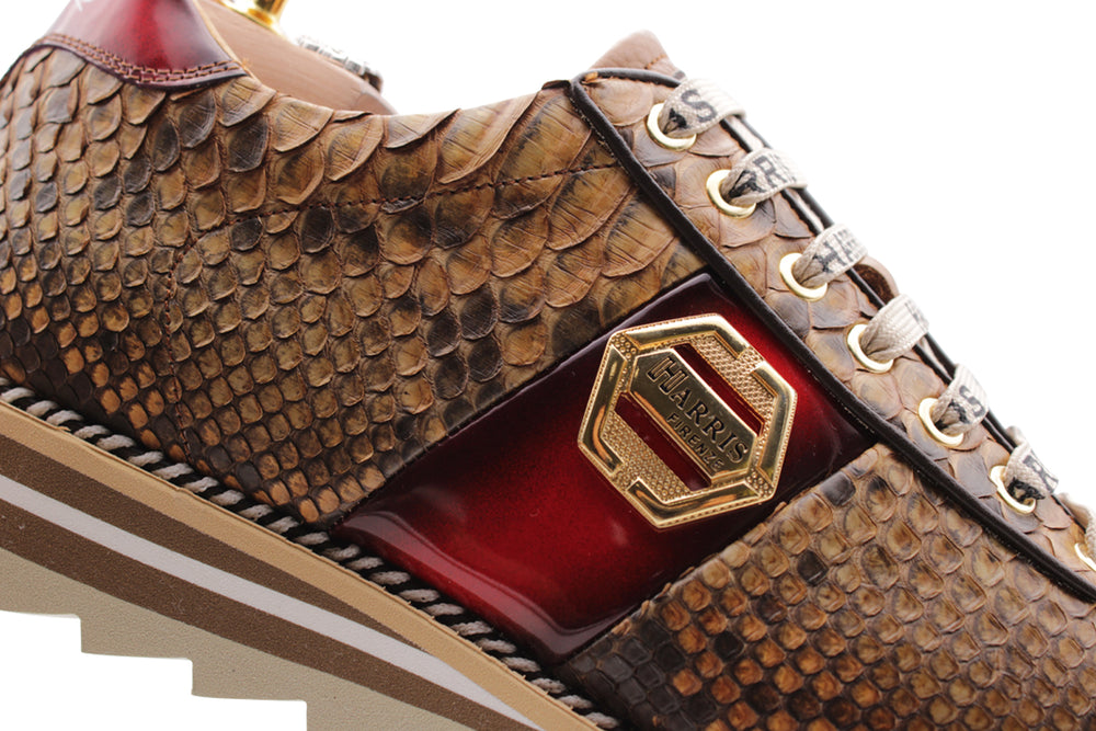 Sneakers in pelle pregiata