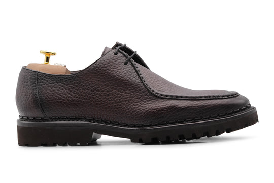 Stringata in pelle effetto alce con cucitura a mano