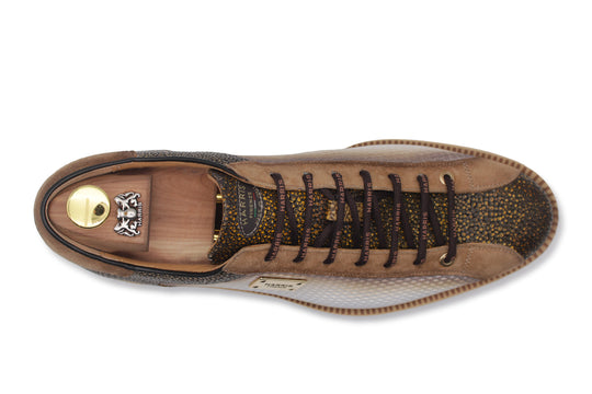 Sneakers stampata effetto forato