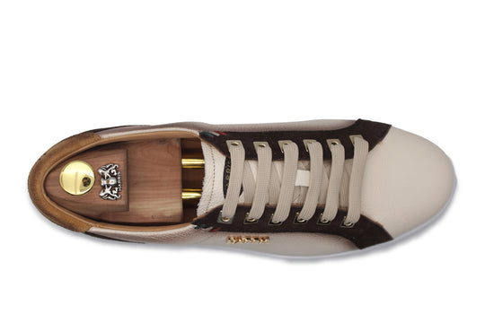 Sneakers in soft leather and suede