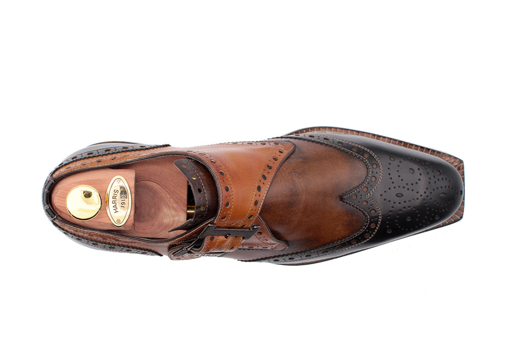 Mono leather buckle