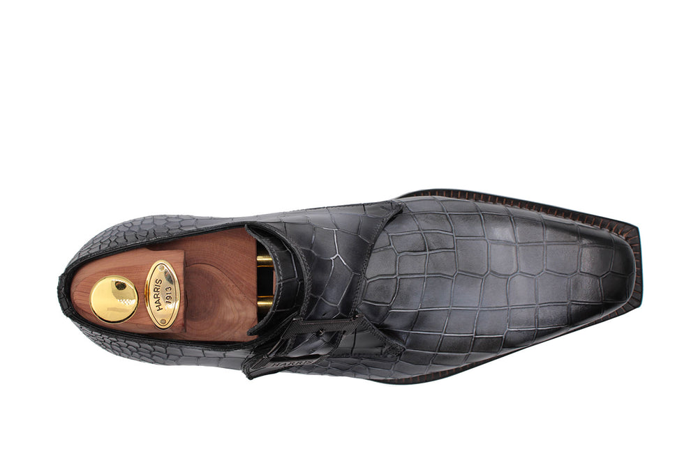 Mono leather buckle